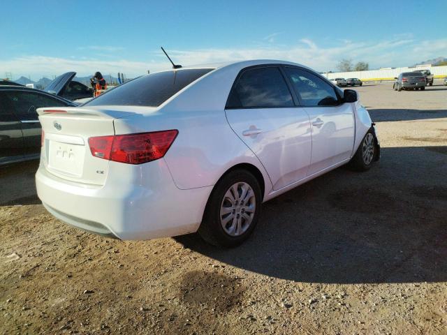 Photo 2 VIN: KNAFU4A24D5693487 - KIA FORTE EX 