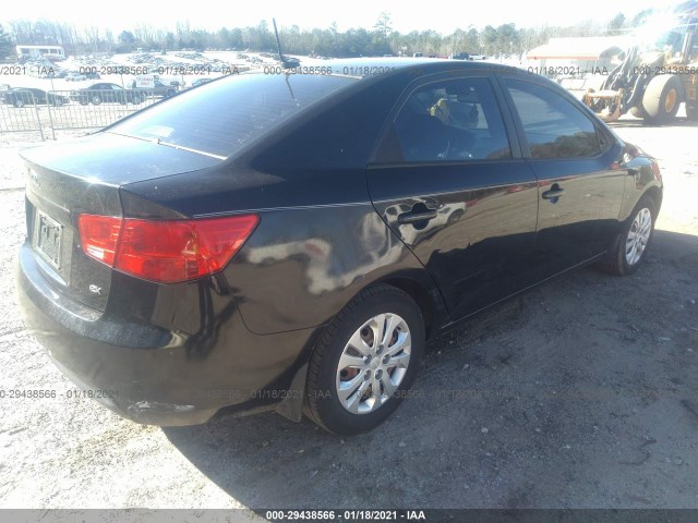 Photo 3 VIN: KNAFU4A24D5714905 - KIA FORTE 