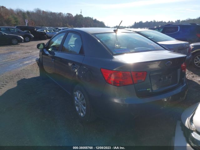 Photo 2 VIN: KNAFU4A24D5722261 - KIA FORTE 