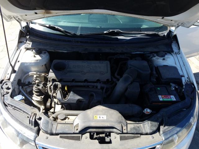 Photo 6 VIN: KNAFU4A24D5724012 - KIA FORTE EX 