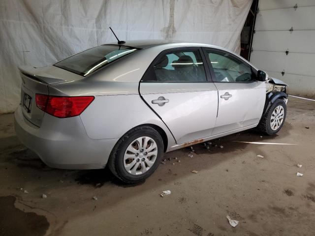 Photo 2 VIN: KNAFU4A24D5724043 - KIA FORTE 