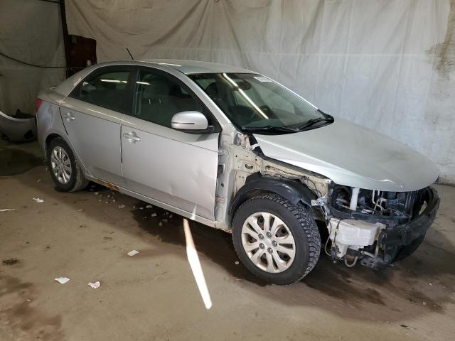 Photo 3 VIN: KNAFU4A24D5724043 - KIA FORTE 