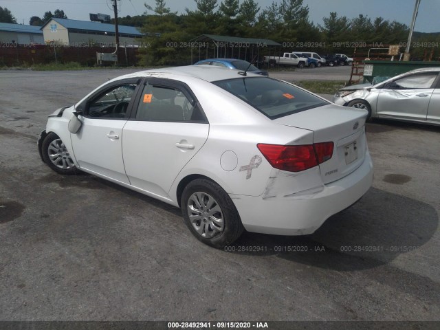 Photo 2 VIN: KNAFU4A24D5727069 - KIA FORTE 