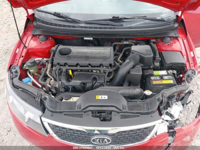 Photo 9 VIN: KNAFU4A24D5737178 - KIA FORTE 