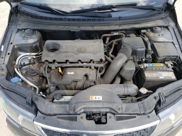 Photo 6 VIN: KNAFU4A24D5741506 - KIA FORTE EX 