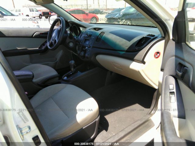 Photo 4 VIN: KNAFU4A25A5051758 - KIA FORTE 