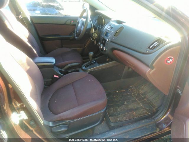 Photo 4 VIN: KNAFU4A25A5109576 - KIA FORTE 