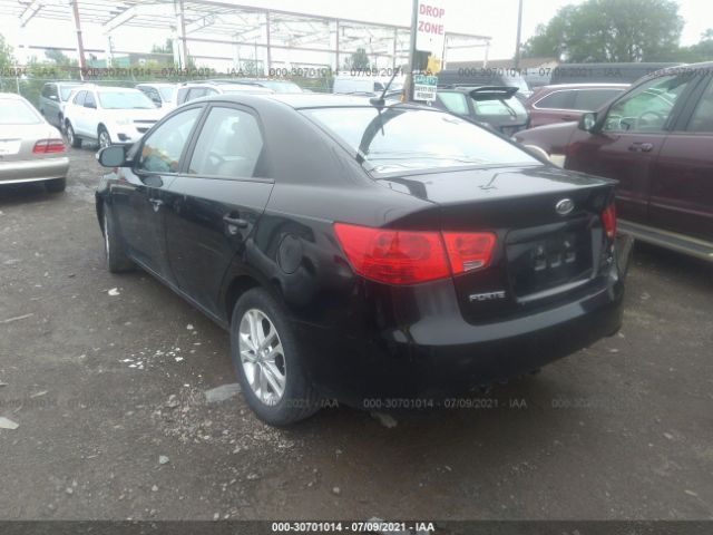 Photo 2 VIN: KNAFU4A25A5171737 - KIA FORTE 