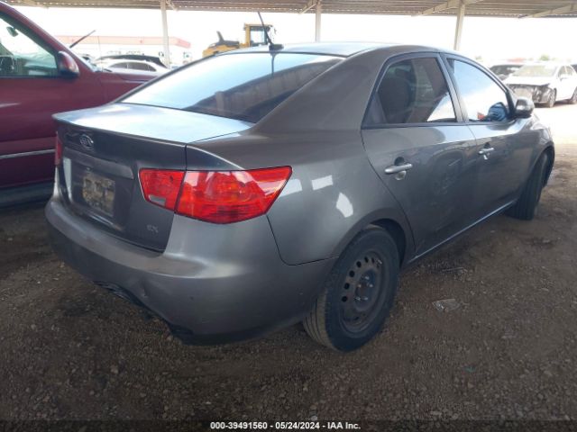 Photo 3 VIN: KNAFU4A25A5223867 - KIA FORTE 