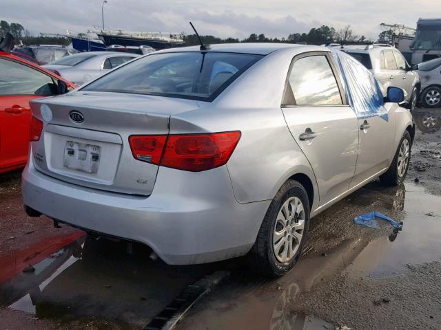 Photo 3 VIN: KNAFU4A25A5253435 - KIA FORTE EX 