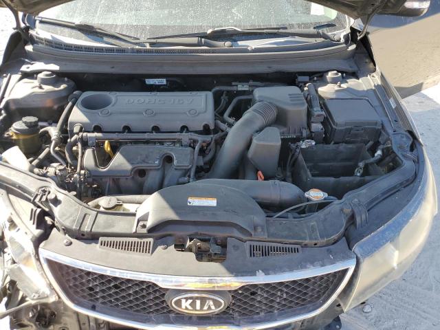 Photo 10 VIN: KNAFU4A25A5261874 - KIA FORTE EX 