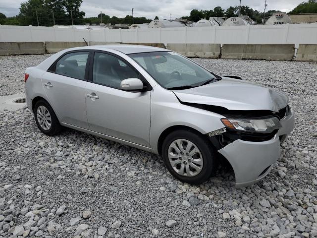 Photo 3 VIN: KNAFU4A25A5809405 - KIA FORTE 