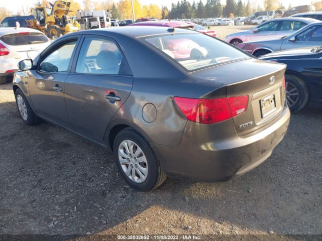 Photo 2 VIN: KNAFU4A25A5813681 - KIA FORTE 