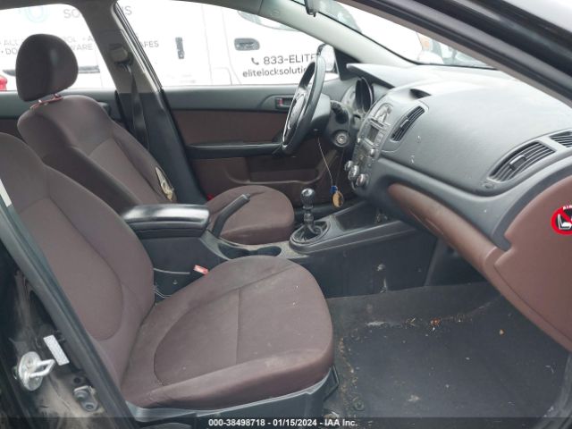 Photo 4 VIN: KNAFU4A25A5815673 - KIA FORTE 