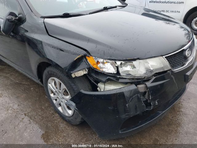 Photo 5 VIN: KNAFU4A25A5815673 - KIA FORTE 