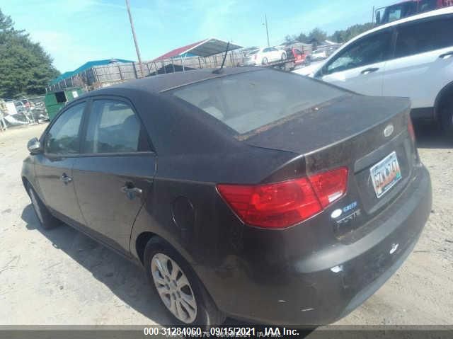 Photo 2 VIN: KNAFU4A25A5831484 - KIA FORTE 