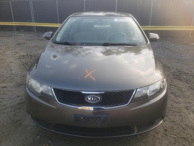 Photo 4 VIN: KNAFU4A25A5857647 - KIA FORTE 