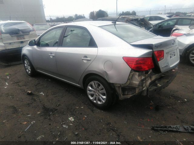 Photo 2 VIN: KNAFU4A25B5410818 - KIA FORTE 