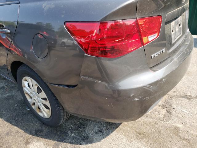 Photo 8 VIN: KNAFU4A25C5487285 - KIA FORTE EX 