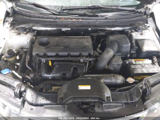 Photo 9 VIN: KNAFU4A25C5488243 - KIA FORTE 