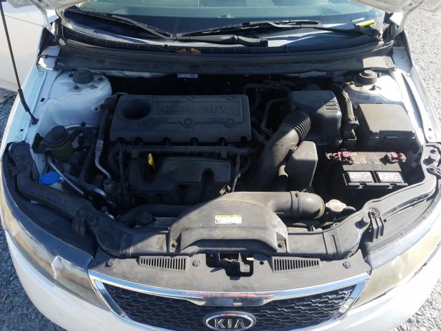 Photo 6 VIN: KNAFU4A25C5550949 - KIA FORTE EX 