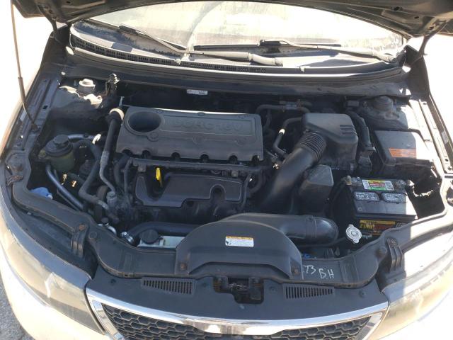 Photo 10 VIN: KNAFU4A25C5552930 - KIA FORTE EX 