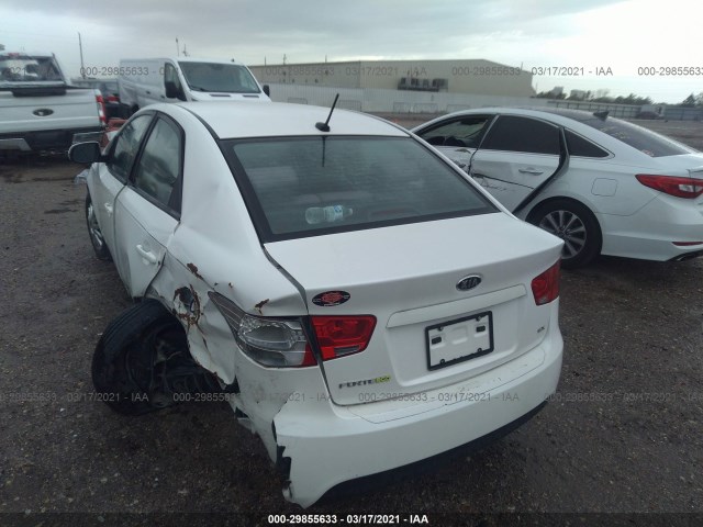 Photo 2 VIN: KNAFU4A25C5557657 - KIA FORTE 