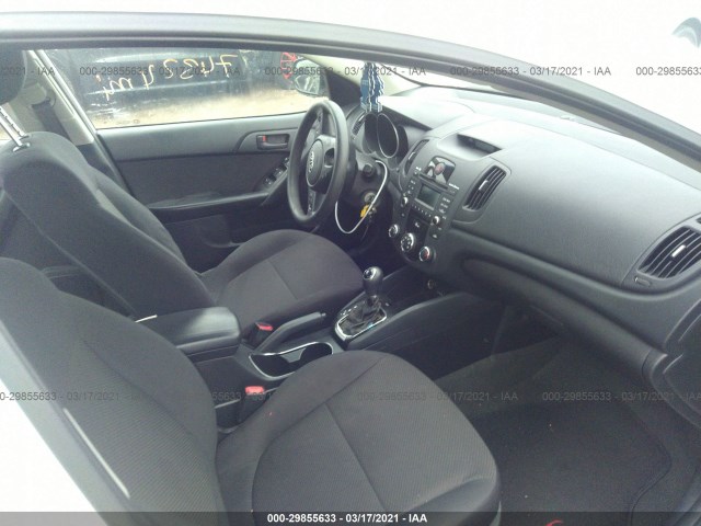 Photo 4 VIN: KNAFU4A25C5557657 - KIA FORTE 