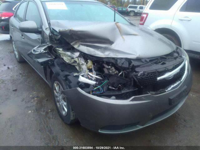 Photo 5 VIN: KNAFU4A25C5611331 - KIA FORTE 