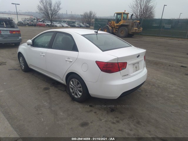 Photo 2 VIN: KNAFU4A25C5631739 - KIA FORTE 