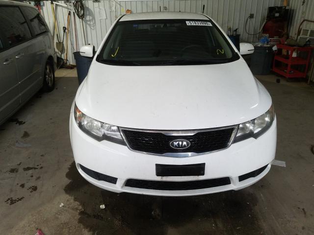 Photo 8 VIN: KNAFU4A25C5632941 - KIA FORTE 