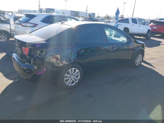 Photo 3 VIN: KNAFU4A25D5646050 - KIA FORTE 