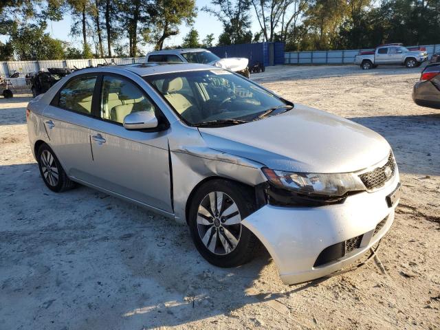 Photo 3 VIN: KNAFU4A25D5674298 - KIA FORTE 