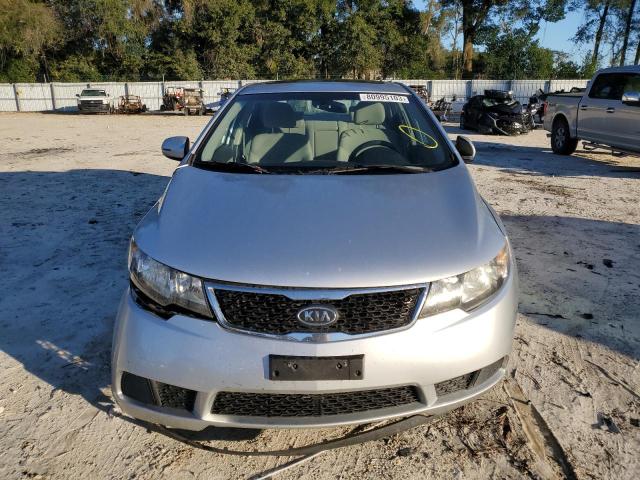 Photo 4 VIN: KNAFU4A25D5674298 - KIA FORTE 