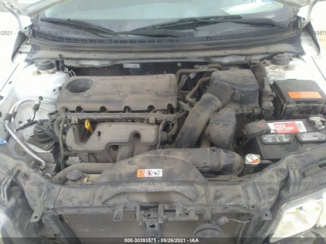 Photo 9 VIN: KNAFU4A25D5694907 - KIA FORTE 