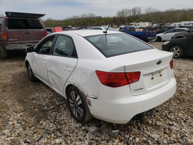 Photo 2 VIN: KNAFU4A25D5704044 - KIA FORTE EX 