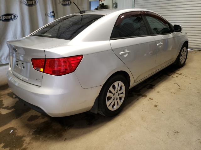 Photo 3 VIN: KNAFU4A25D5721832 - KIA FORTE EX 