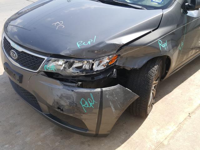 Photo 8 VIN: KNAFU4A25D5723838 - KIA FORTE EX 