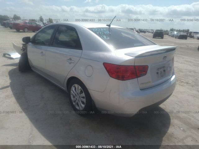 Photo 2 VIN: KNAFU4A25D5727629 - KIA FORTE 