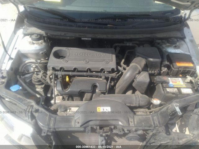 Photo 9 VIN: KNAFU4A25D5727629 - KIA FORTE 