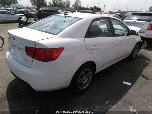 Photo 3 VIN: KNAFU4A26A5055656 - KIA FORTE 