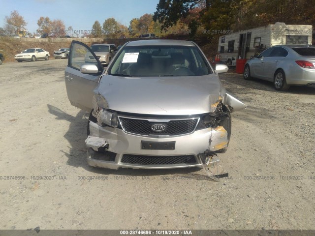 Photo 5 VIN: KNAFU4A26A5081223 - KIA FORTE 