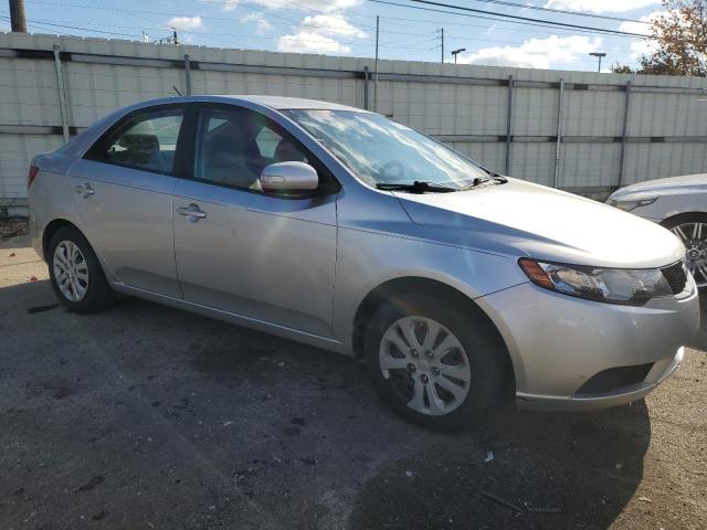 Photo 3 VIN: KNAFU4A26A5109117 - KIA FORTE 