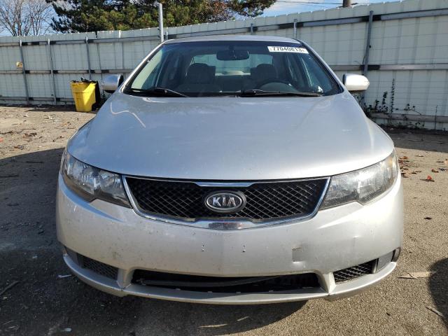 Photo 4 VIN: KNAFU4A26A5109117 - KIA FORTE 