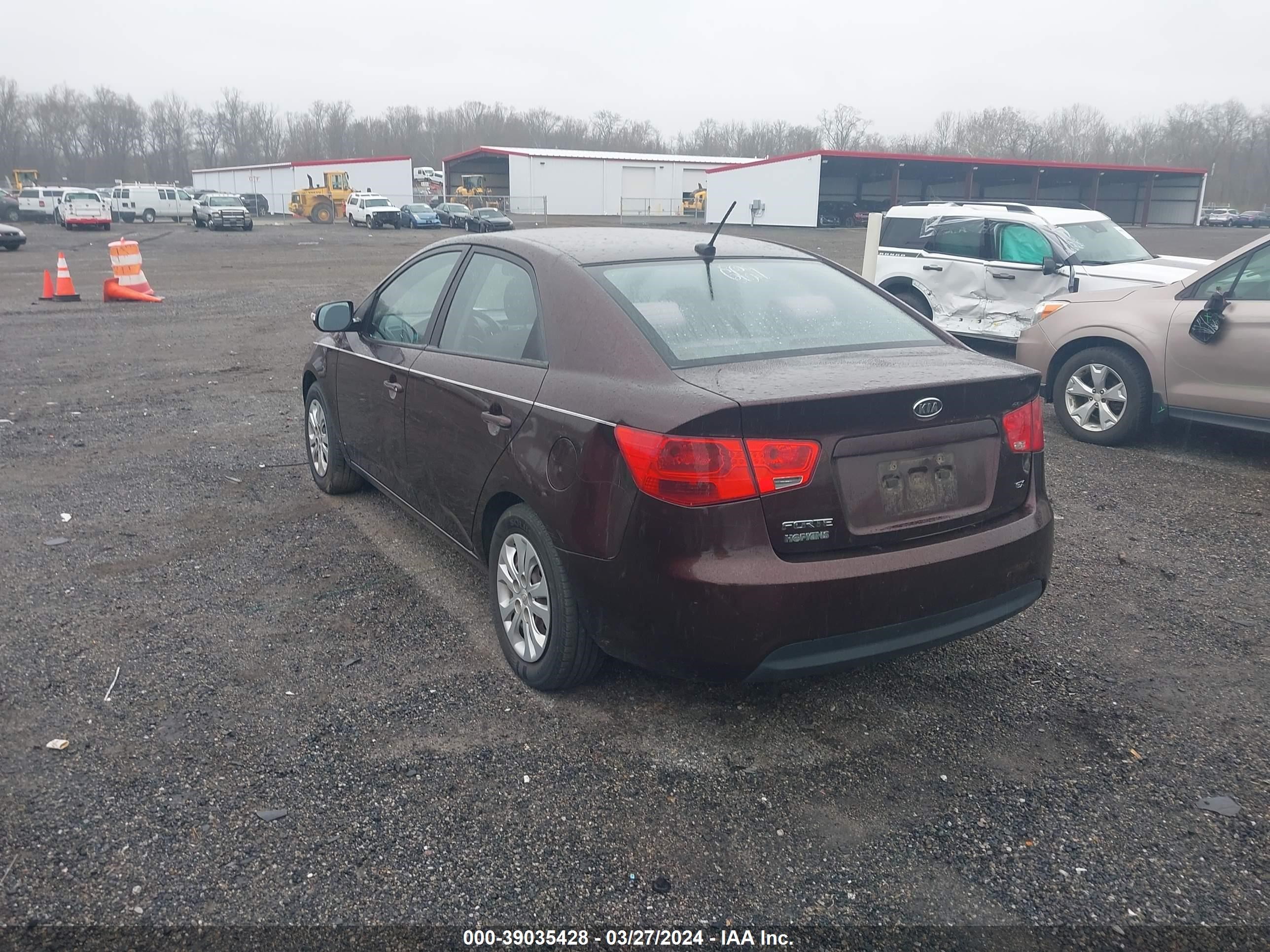 Photo 2 VIN: KNAFU4A26A5124894 - KIA FORTE 