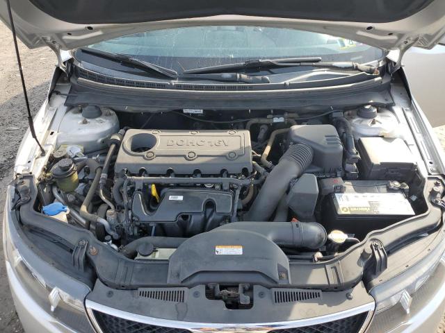 Photo 10 VIN: KNAFU4A26A5220041 - KIA FORTE EX 