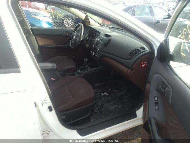 Photo 4 VIN: KNAFU4A26A5234618 - KIA FORTE 