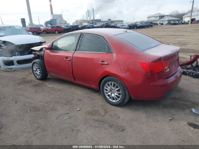 Photo 2 VIN: KNAFU4A26B5329326 - KIA FORTE 