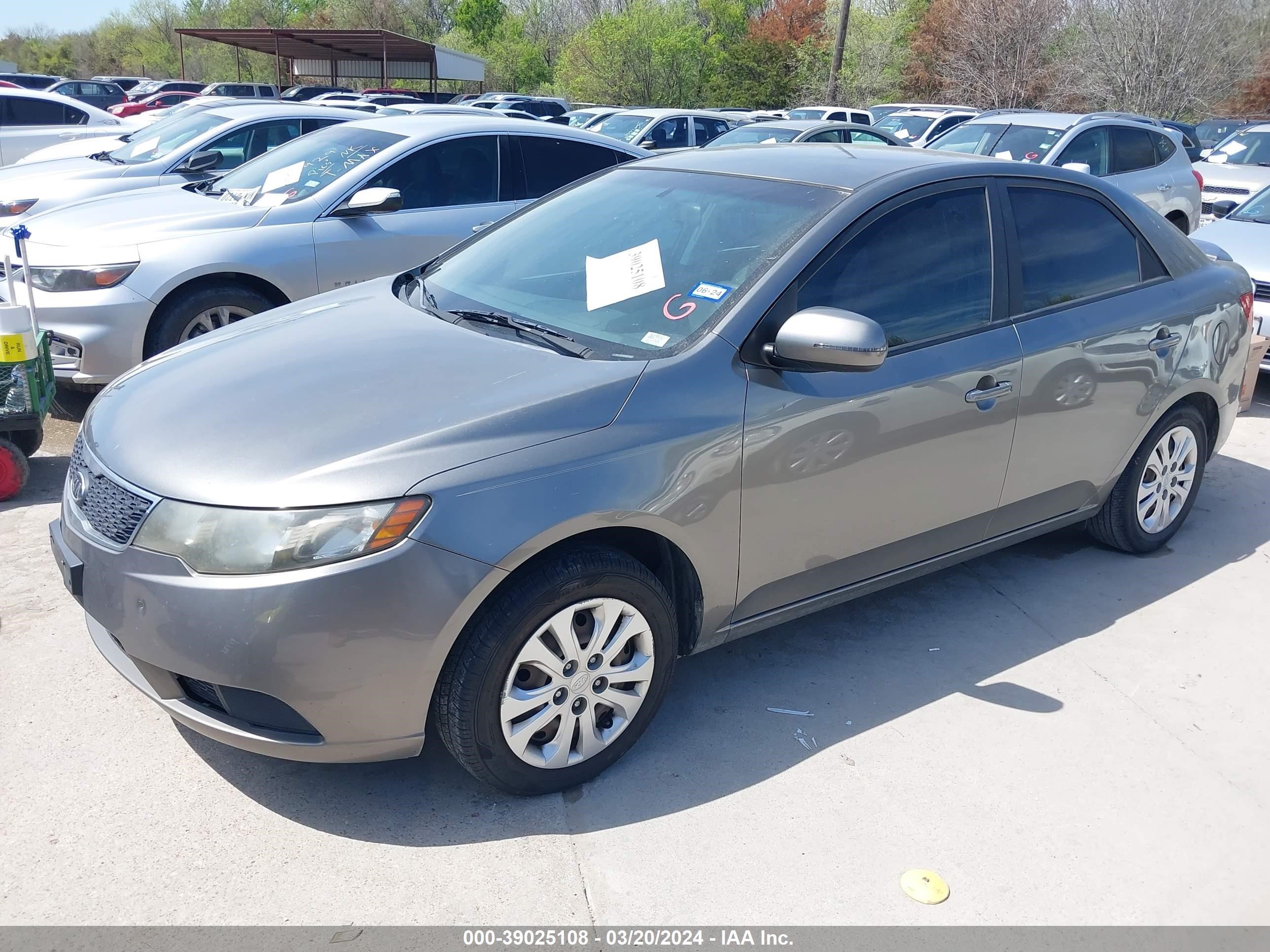 Photo 1 VIN: KNAFU4A26B5359023 - KIA FORTE 