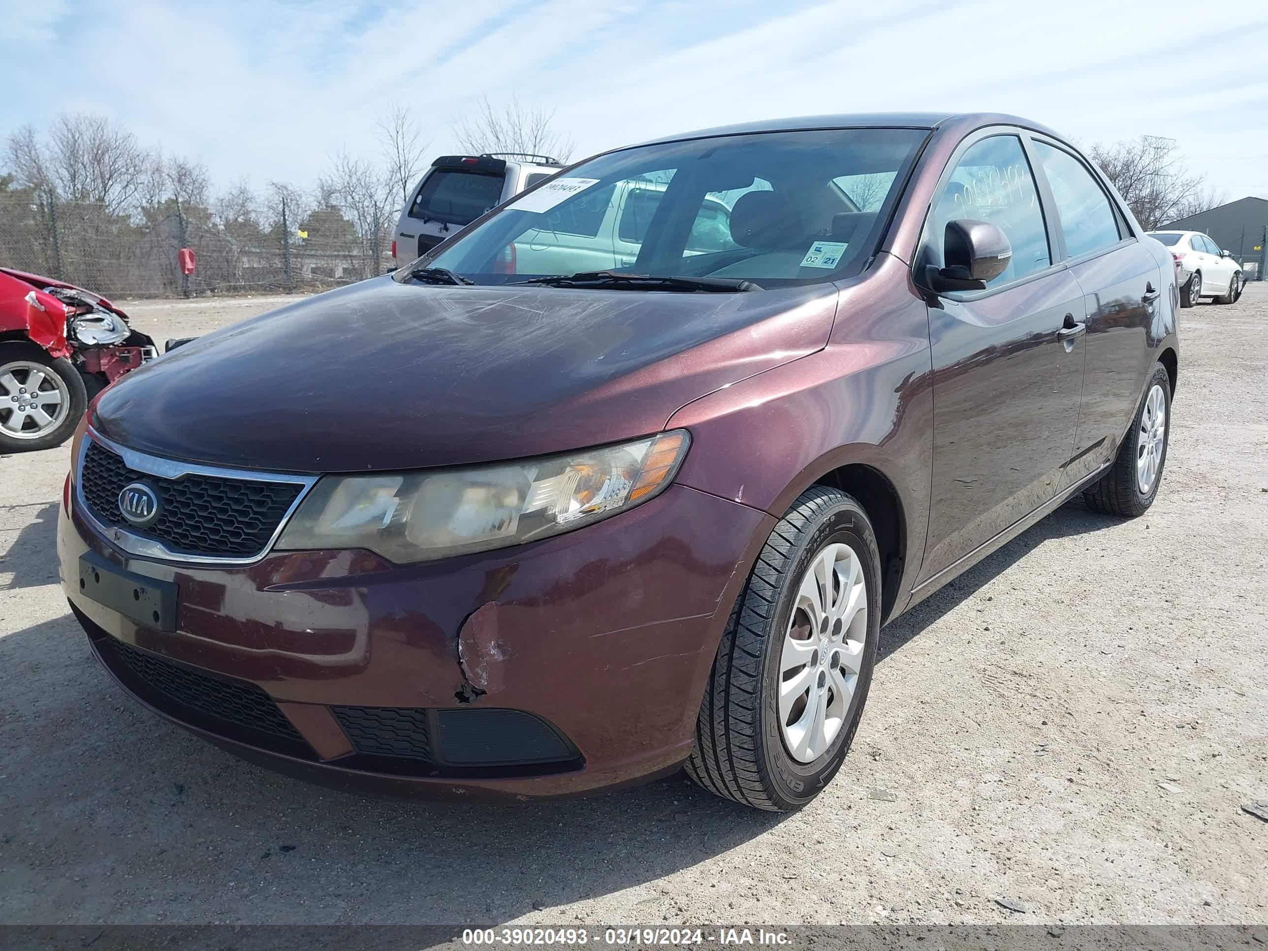 Photo 1 VIN: KNAFU4A26B5376565 - KIA FORTE 